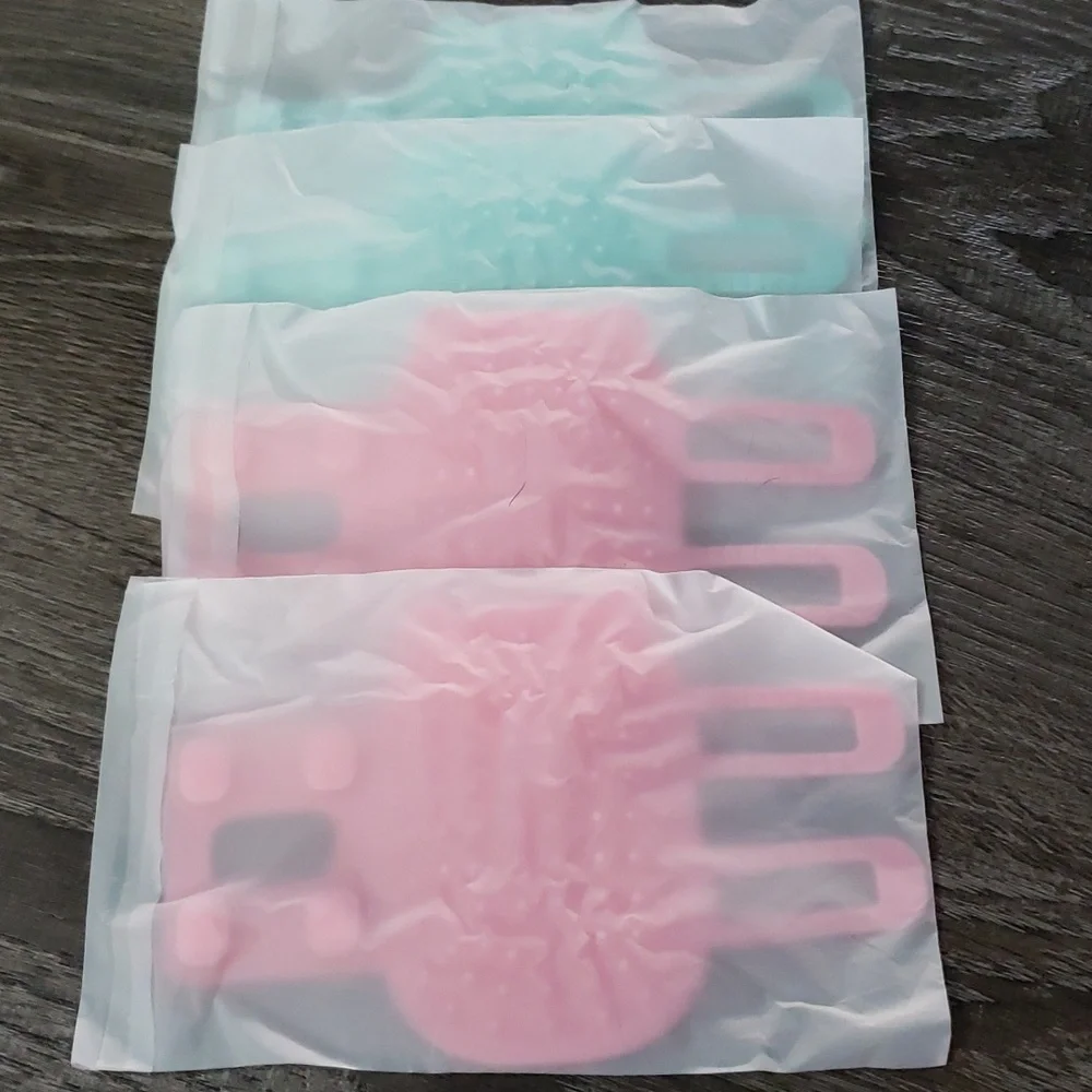 NWT Adjustable for Hand or Furniture Attached Pet Grooming Brush